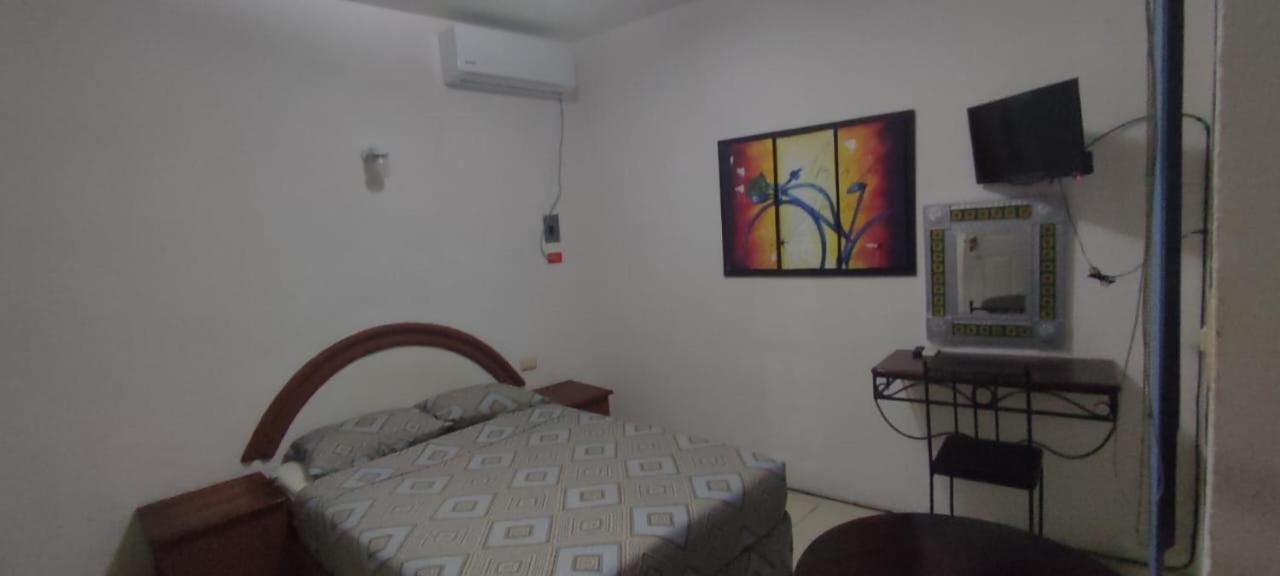 Hotel Pardo Tenosique de Pino Suarez エクステリア 写真