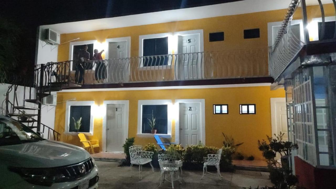 Hotel Pardo Tenosique de Pino Suarez エクステリア 写真